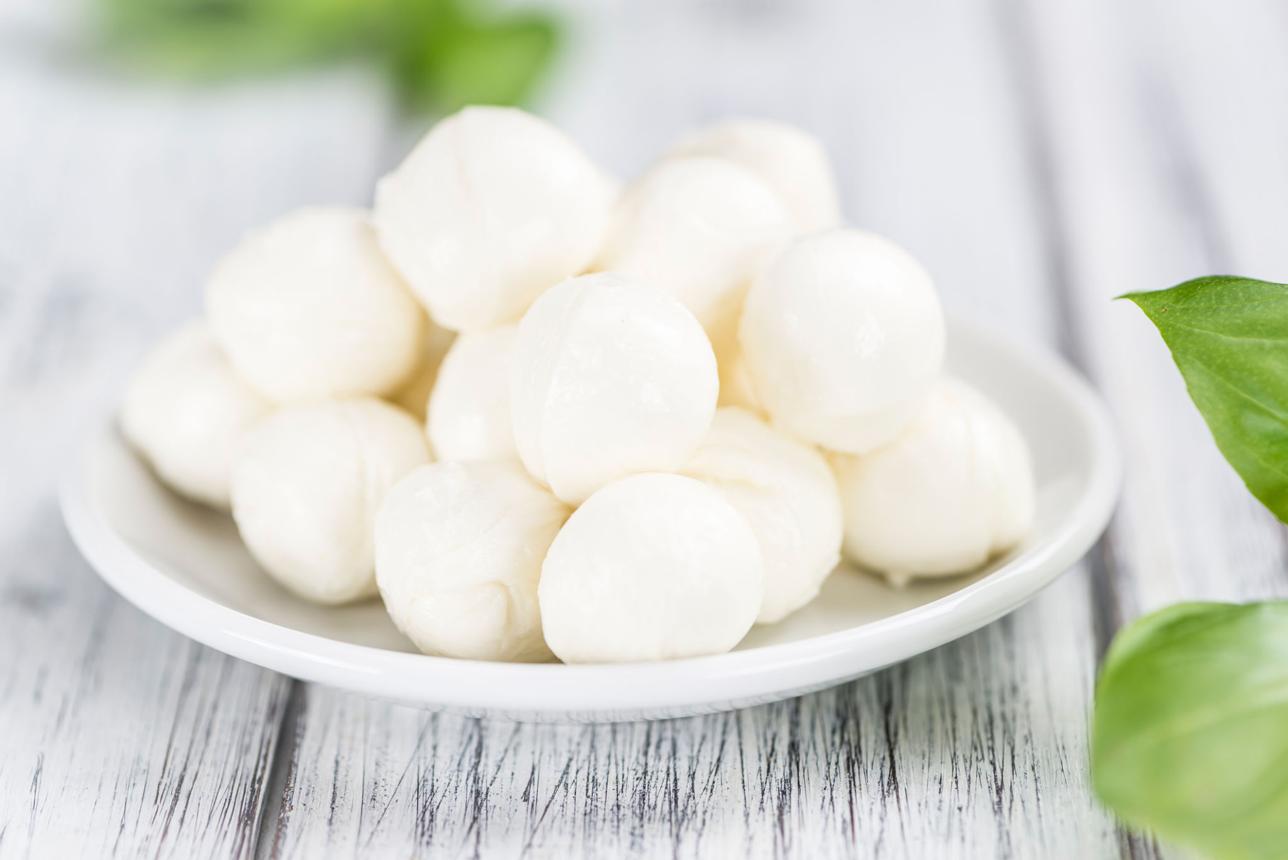 fresh mozzarella cheese balls