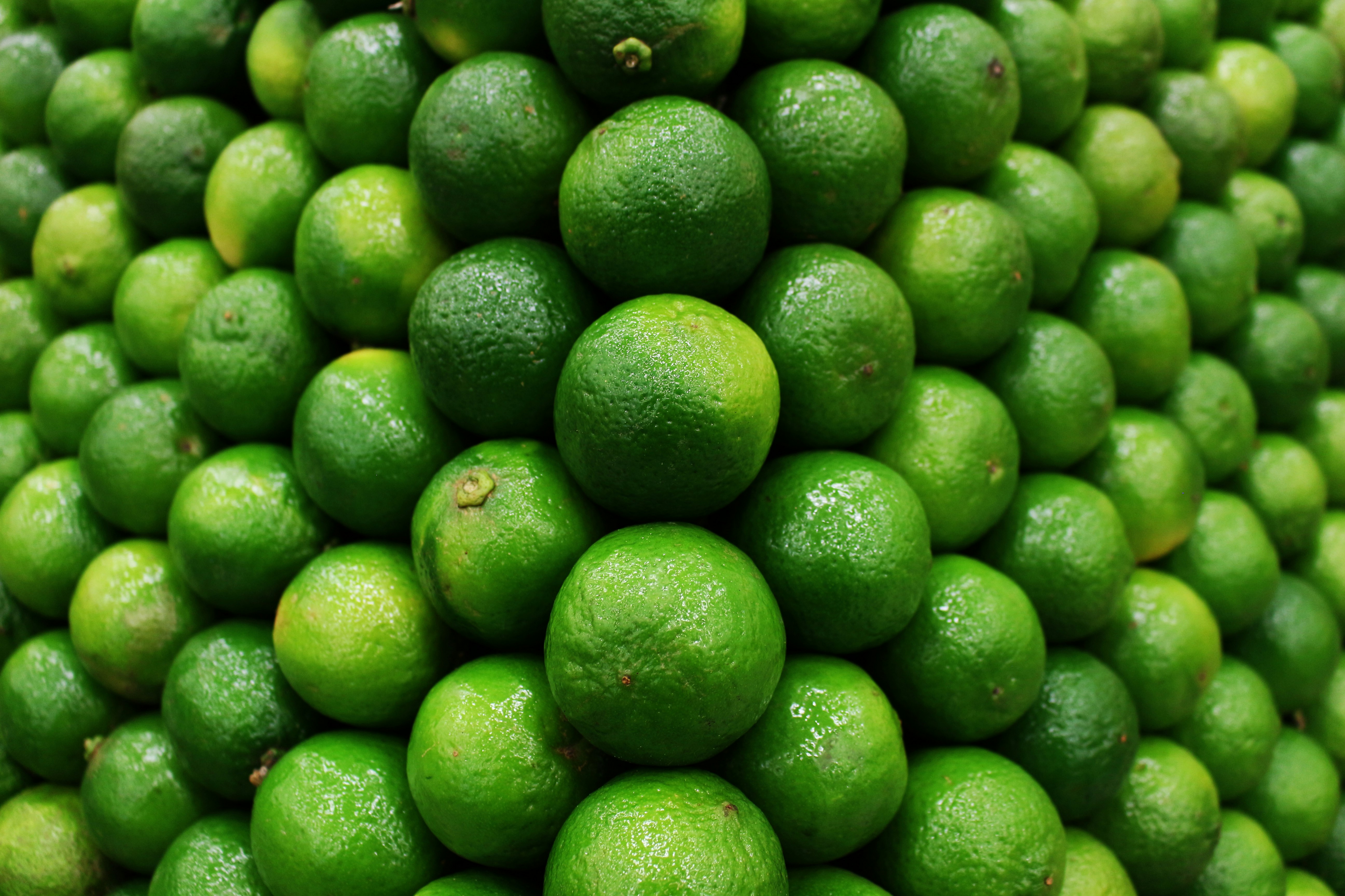 Fresh lime fruit